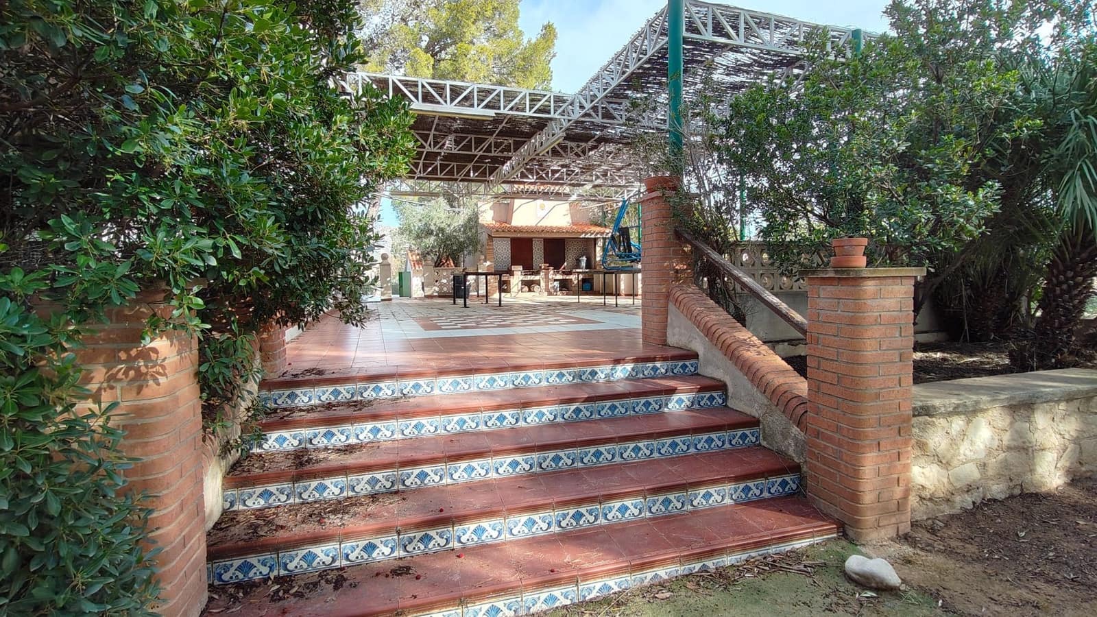 5 bedroom Villa for sale in Jumilla - € 294,900 (Ref: 9614678)