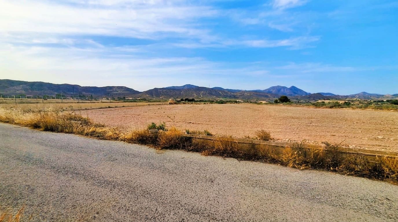 Finca/Country House for sale in Mahoya - € 49,900 (Ref: 9923186)