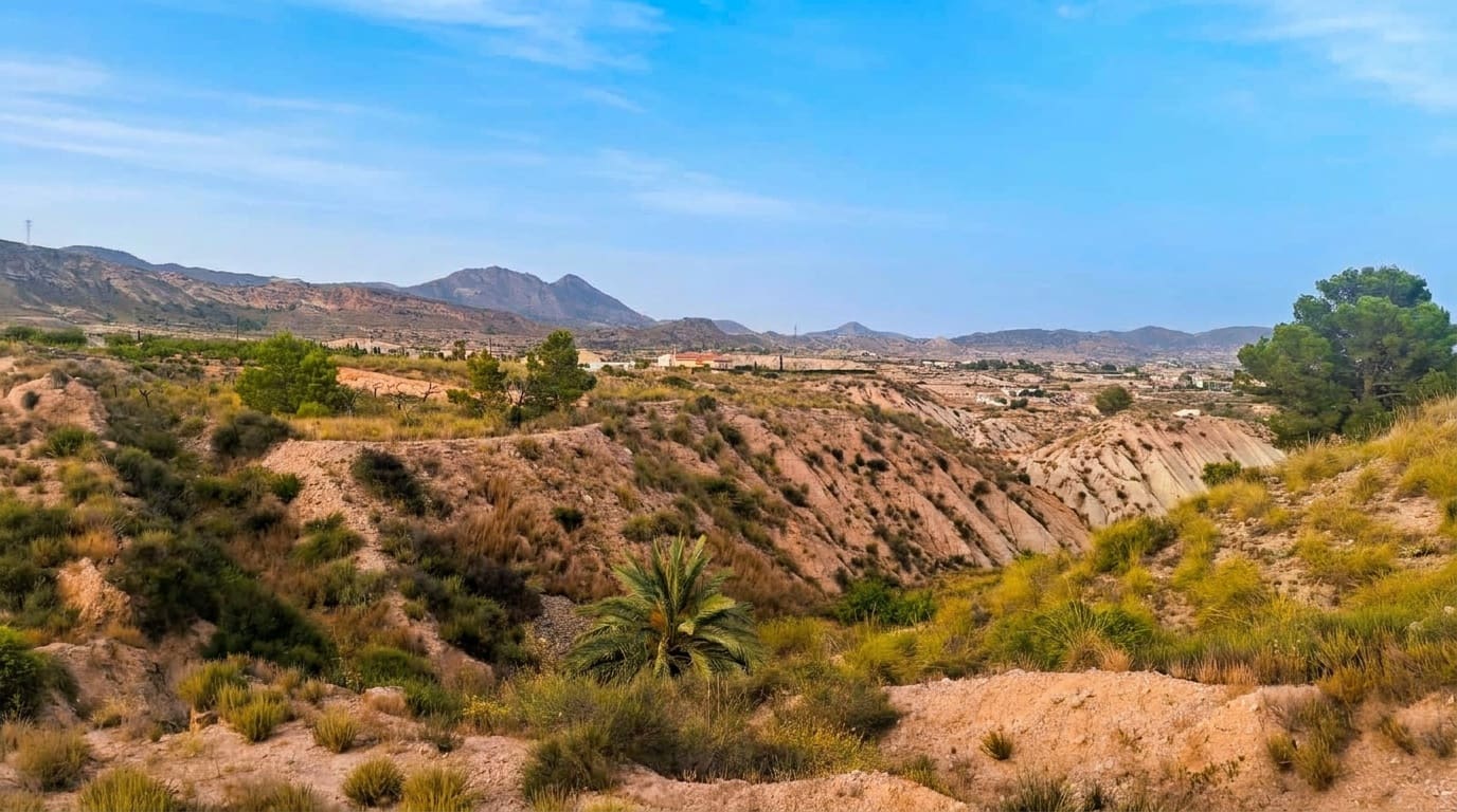 Finca/Country House for sale in Mahoya - € 49,900 (Ref: 9923186)