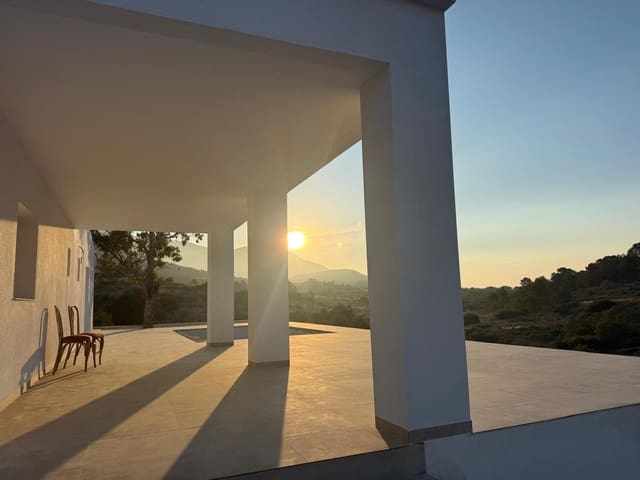 3 chambre Villa/Maison à vendre à La Canalosa, Hondón de las Nieves avec piscine - 249 500 € (Ref: 9946946)