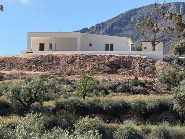 3 chambre Villa/Maison à vendre à La Canalosa, Hondón de las Nieves avec piscine - 249 500 € (Ref: 9946946)