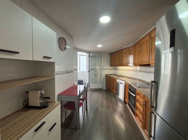 3 Zimmer Wohnung zu verkaufen in Alcoy / Alcoi mit Garage - 169.500 € (Ref: 10048051)