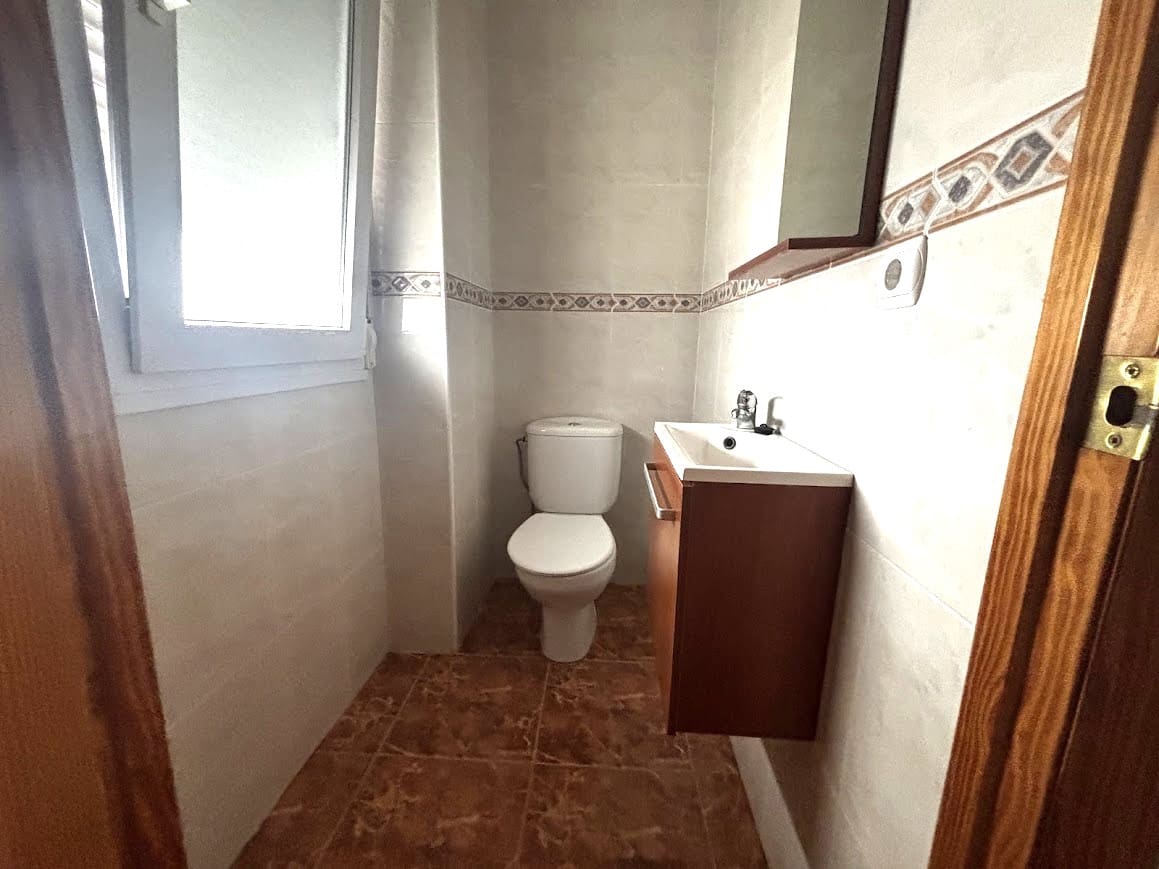 Piso de 3 habitaciones en Muro de Alcoy en alquiler con garaje - 550 € (Ref: 10057172)