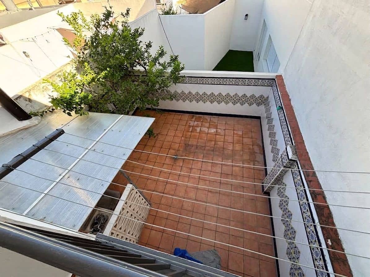 Appartement de 3 chambres à louer à Cocentaina - 700 € (Ref: 10076659)