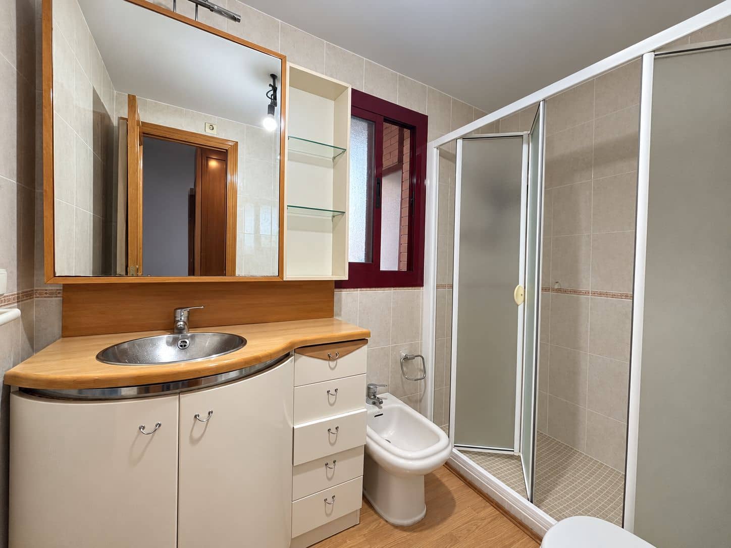 4 slaapkamer Flat te koop in Alicante stad met zwembad garage - € 390.000 (Ref: 10091451)