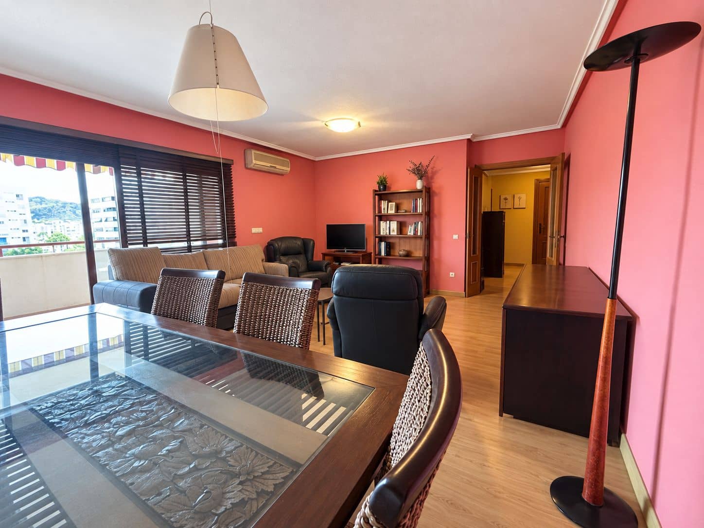 4 slaapkamer Flat te koop in Alicante stad met zwembad garage - € 390.000 (Ref: 10091451)