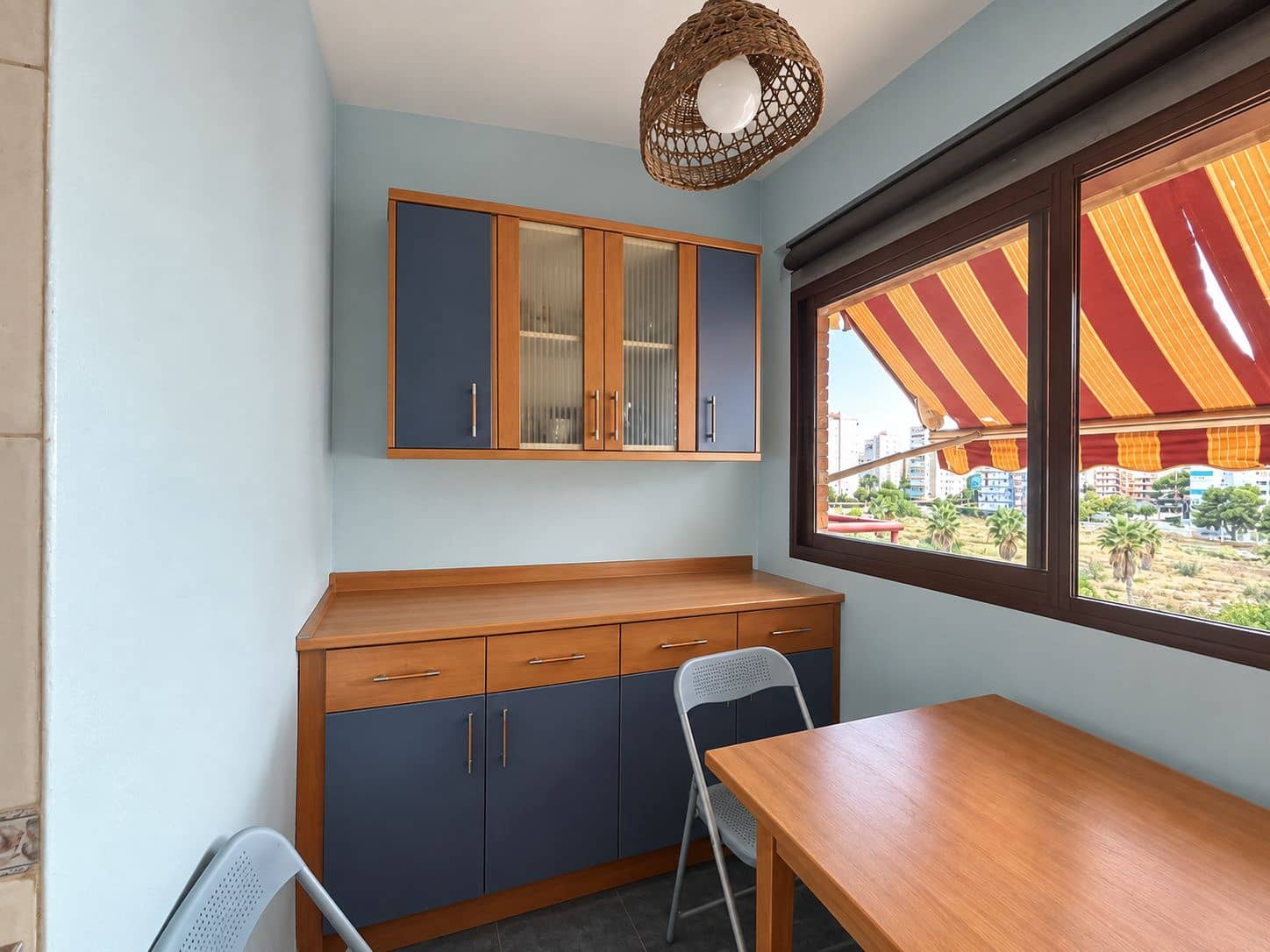 4 slaapkamer Flat te koop in Alicante stad met zwembad garage - € 390.000 (Ref: 10091451)