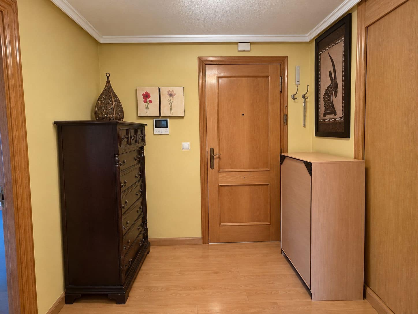 4 slaapkamer Flat te koop in Alicante stad met zwembad garage - € 390.000 (Ref: 10091451)