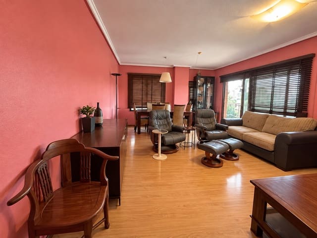 4 slaapkamer Flat te koop in Alicante stad met zwembad garage - € 390.000 (Ref: 10091451)