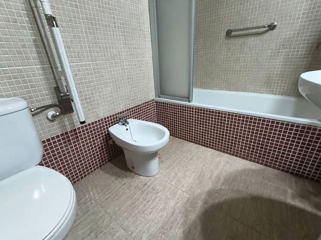 2 bedroom Flat for sale in Alcoy / Alcoi - € 148,000 (Ref: 10117089)