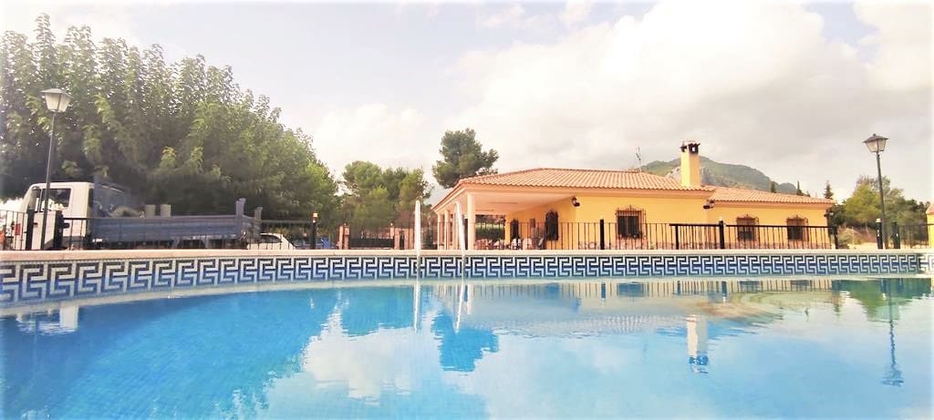 4 soverom Finca/Herregård til salgs i Muro de Alcoy med svømmebasseng garasje - € 400 000 (Ref: 10145386)