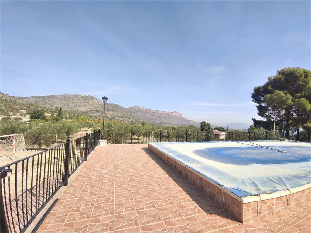 4 soverom Finca/Herregård til salgs i Muro de Alcoy med svømmebasseng garasje - € 400 000 (Ref: 10145386)