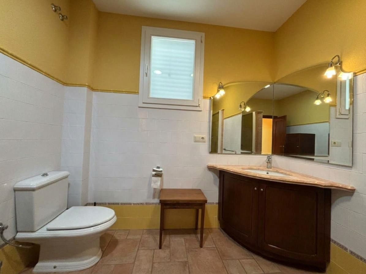 4 bedroom Villa for sale in Cocentaina with pool garage - € 550,000 (Ref: 10158096)