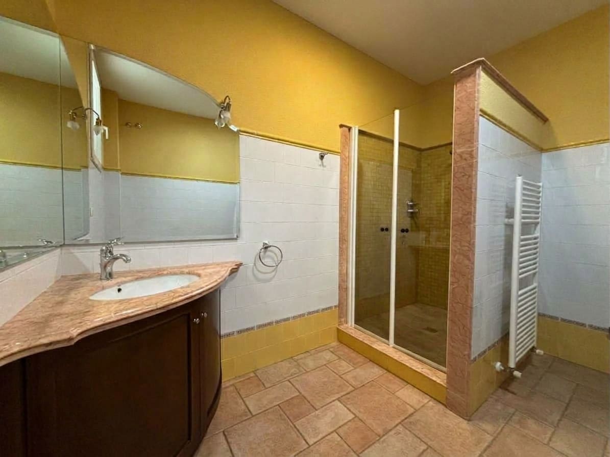 4 bedroom Villa for sale in Cocentaina with pool garage - € 550,000 (Ref: 10158096)