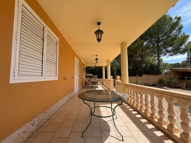 4 soverom Villa til salgs i Cocentaina med svømmebasseng garasje - € 550 000 (Ref: 10158096)