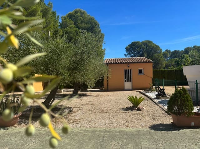 4 soverom Villa til salgs i Cocentaina med svømmebasseng garasje - € 550 000 (Ref: 10158096)