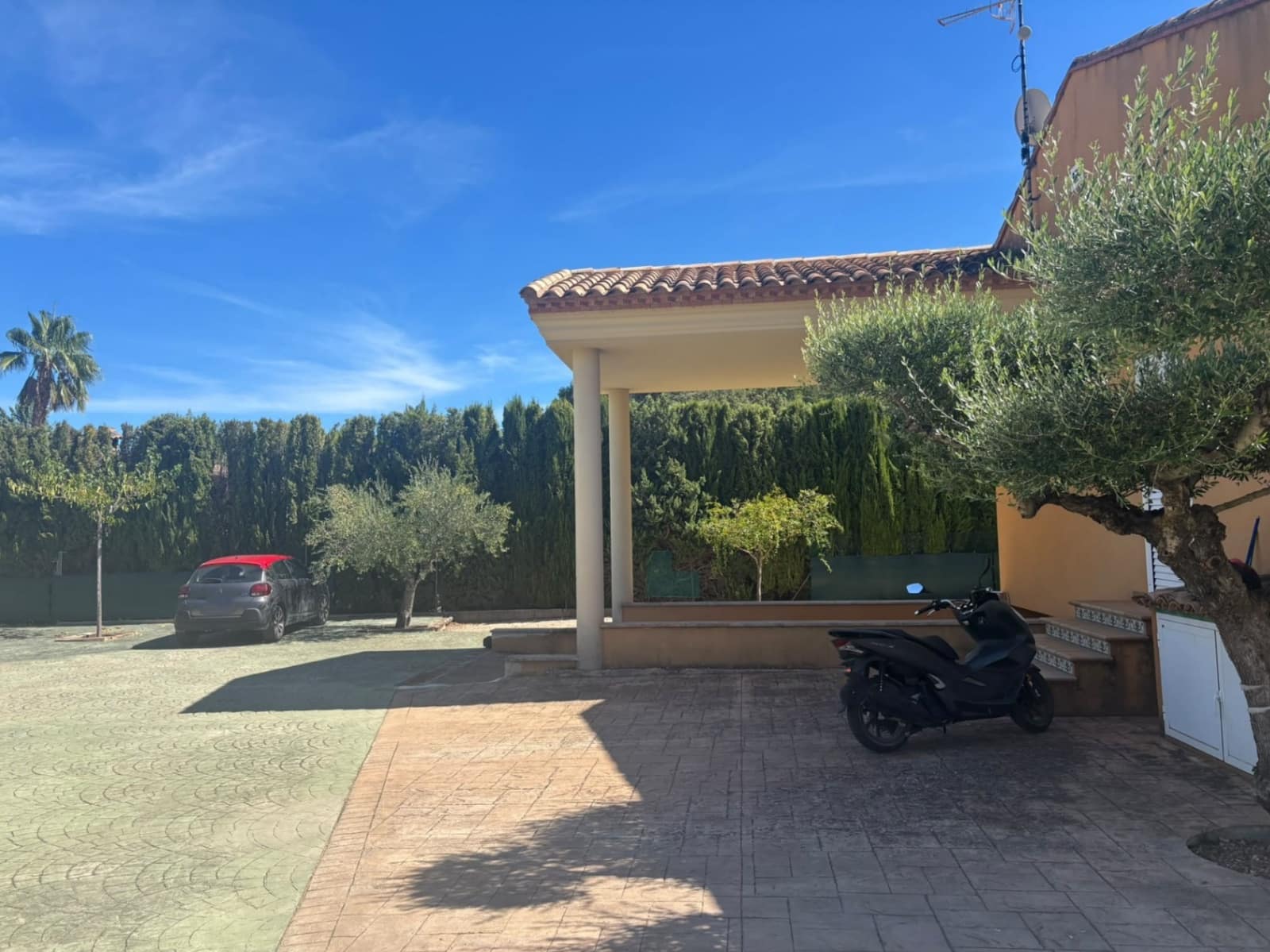 4 bedroom Villa for sale in Cocentaina with pool garage - € 550,000 (Ref: 10158096)