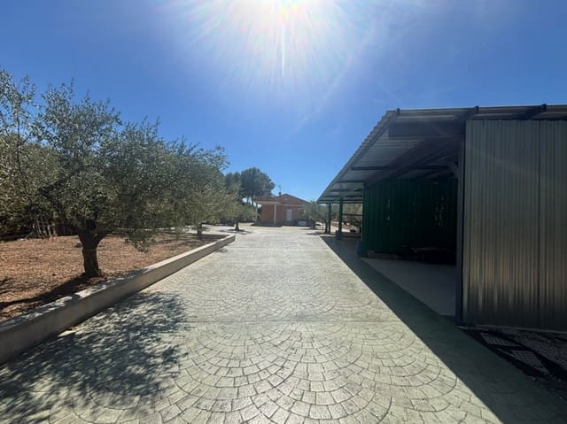 4 soverom Villa til salgs i Cocentaina med svømmebasseng garasje - € 550 000 (Ref: 10158096)