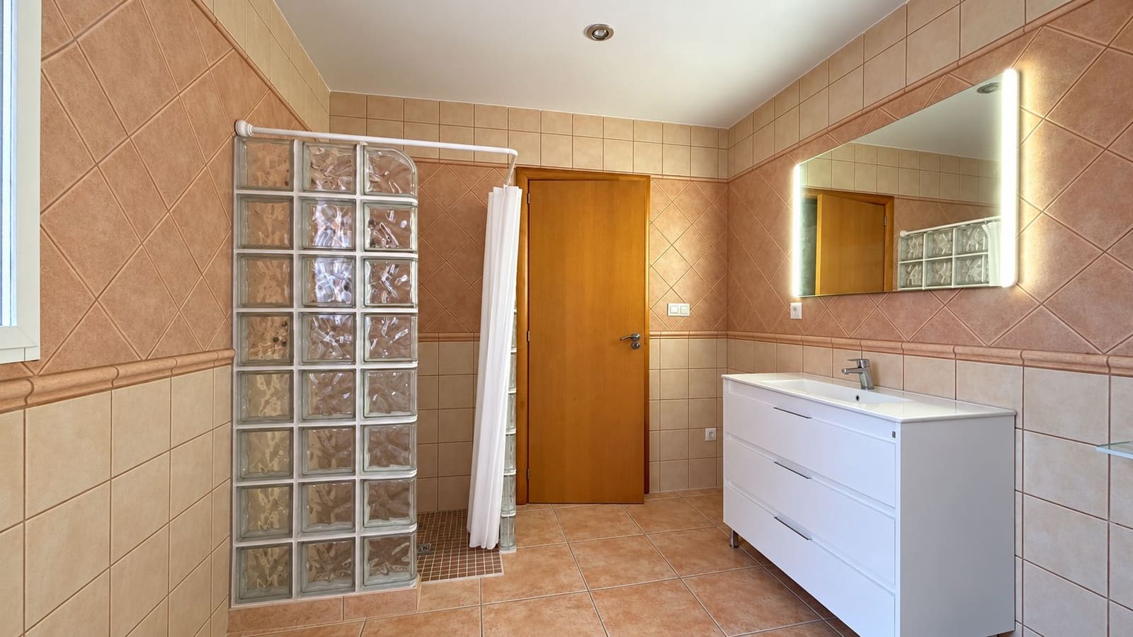 3 soverom Villa til salgs i Planes med svømmebasseng garasje - € 210 000 (Ref: 10163812)