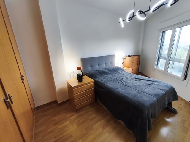 3 makuuhuone Kattohuoneisto myytävänä paikassa Cocentaina mukana 
autotalli - 220 000 € (Ref: 9865727)