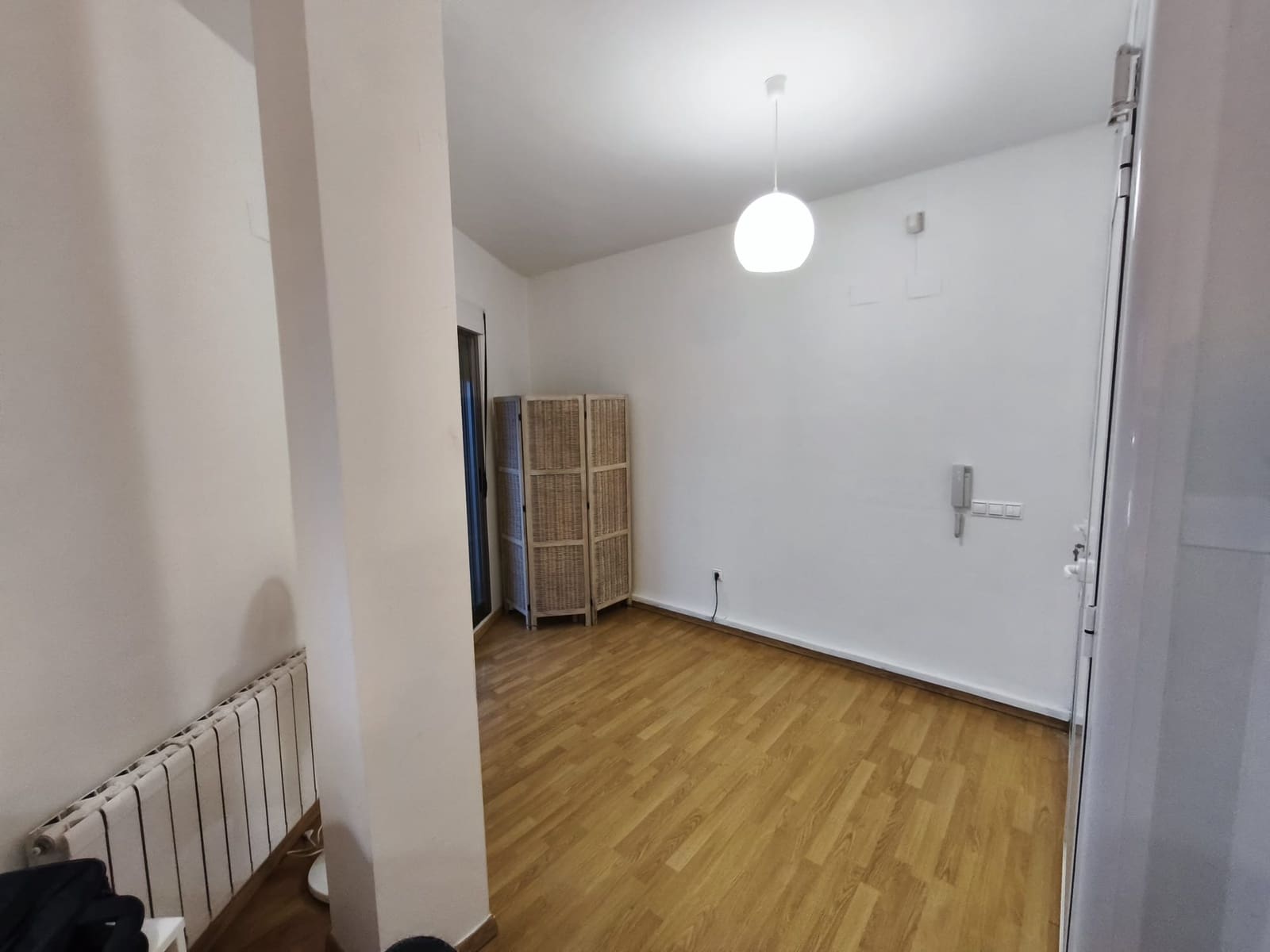 3 makuuhuone Kattohuoneisto myytävänä paikassa Cocentaina mukana 
autotalli - 220 000 € (Ref: 9865727)