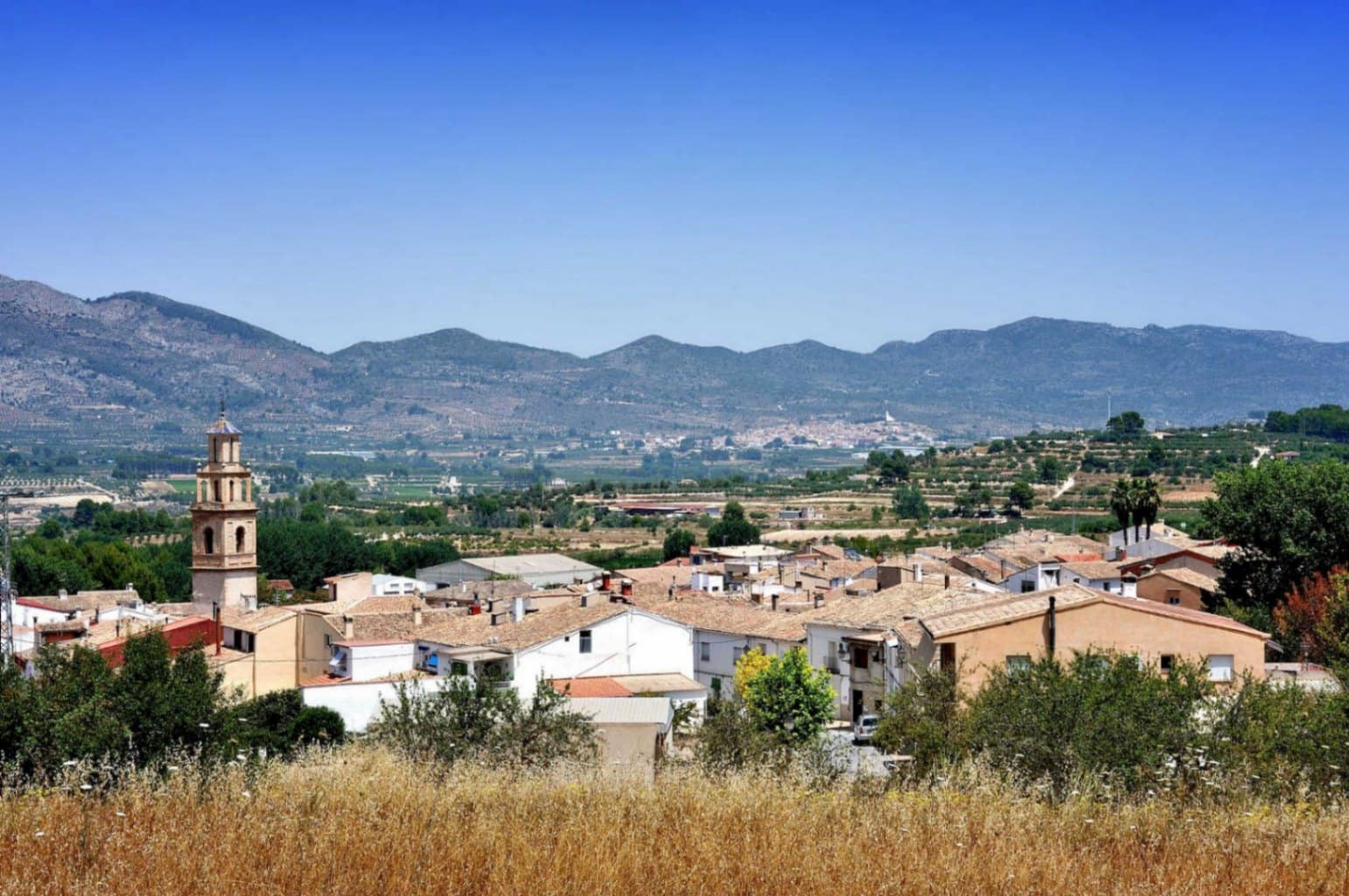 Chalet de 2 habitaciones en Benimarfull en venta con piscina garaje - 285.000 € (Ref: 9865728)