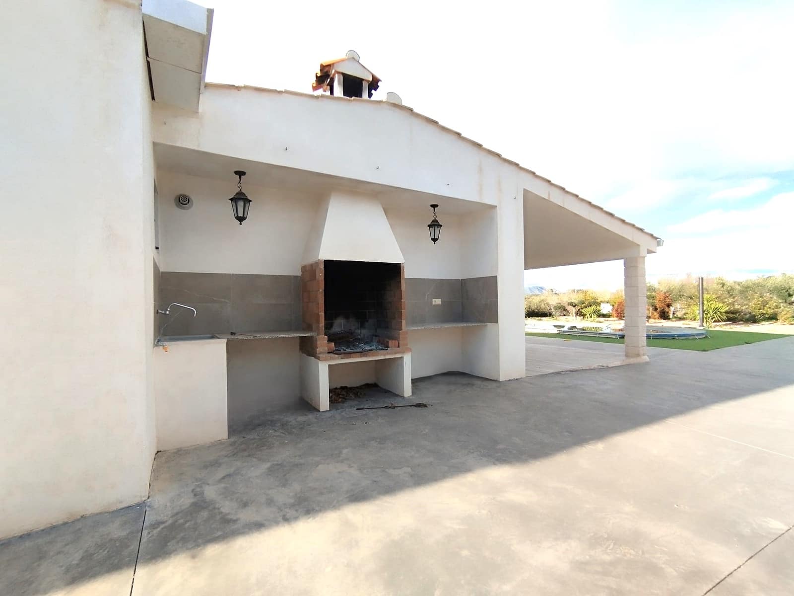 Chalet de 2 habitaciones en Benimarfull en venta con piscina garaje - 285.000 € (Ref: 9865728)