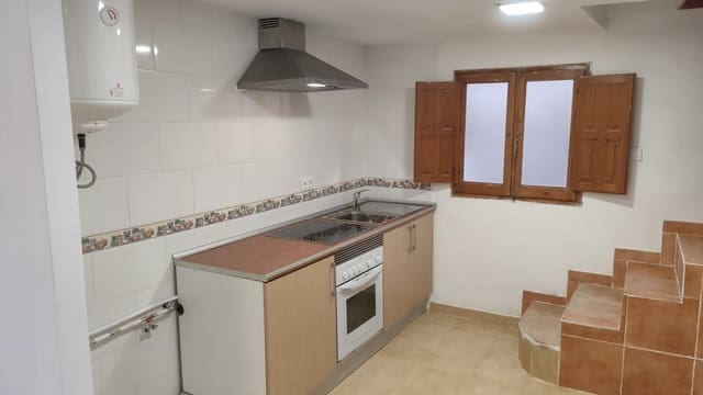3 soveværelse Rækkehus til salg i Ontinyent - € 89.000 (Ref: 9865730)