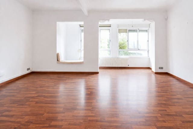 3 soveværelse Lejlighed til salg i Barcelona by - € 895.000 (Ref: 9865732)
