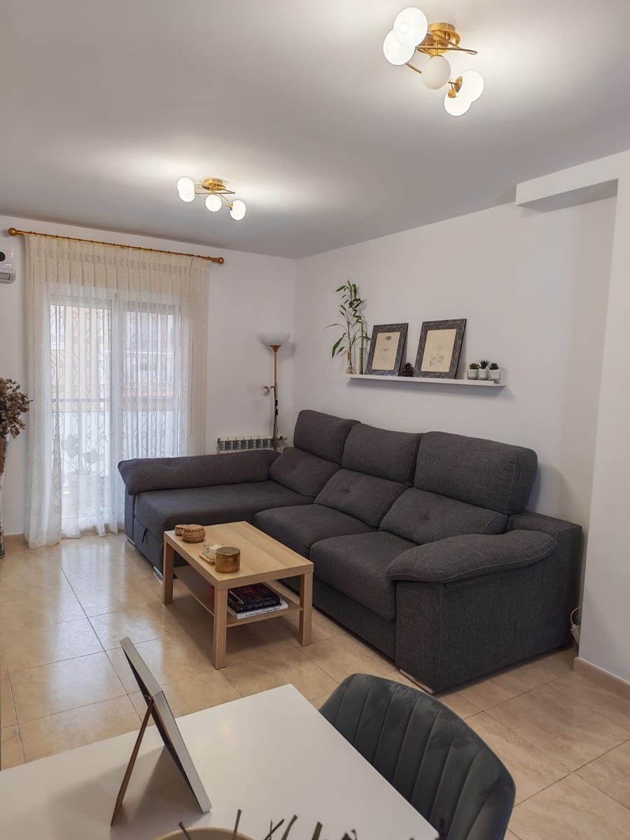 4 bedroom Apartment for sale in Muro de Alcoy with garage - € 185,000 (Ref: 9865734)