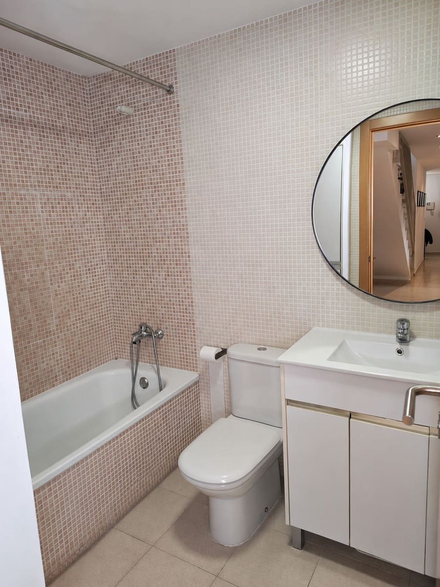 4 bedroom Apartment for sale in Muro de Alcoy with garage - € 185,000 (Ref: 9865734)