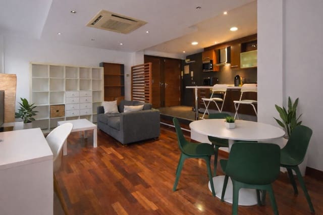 1 bedroom Flat for sale in Barcelona city - € 400,000 (Ref: 9865737)