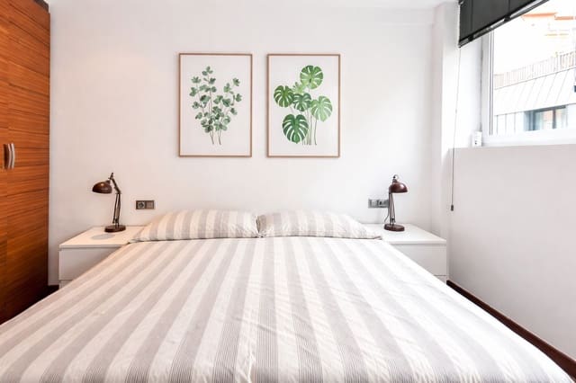 1 bedroom Flat for sale in Barcelona city - € 400,000 (Ref: 9865737)