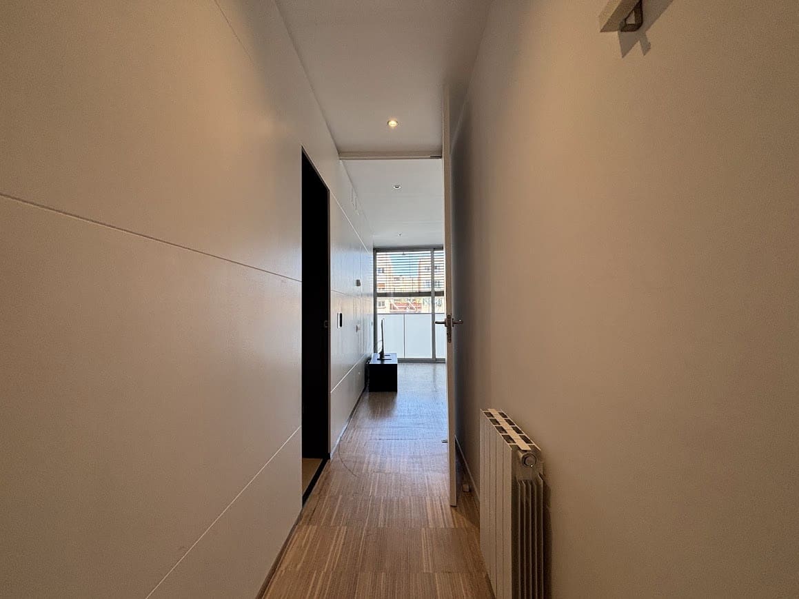 1 soveværelse Lejlighed til salg i Barcelona by med garage - € 390.000 (Ref: 9865738)