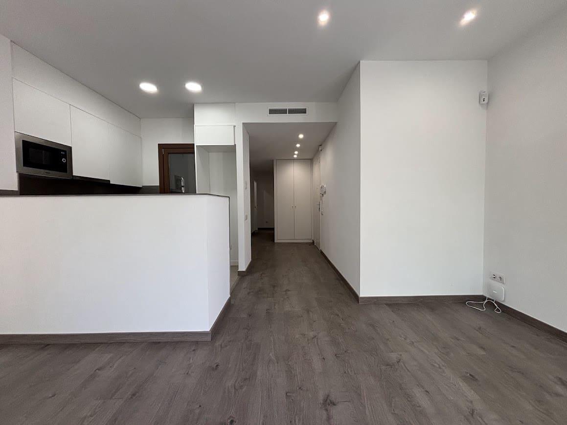 2 soveværelse Lejlighed til salg i Barcelona by - € 440.000 (Ref: 9865739)