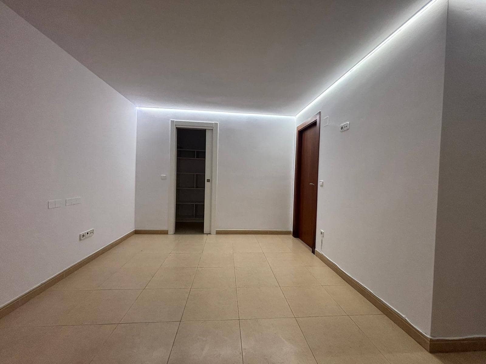 2 bedroom Apartment for rent in L'Alqueria d'Asnar with garage - € 650 (Ref: 9865747)