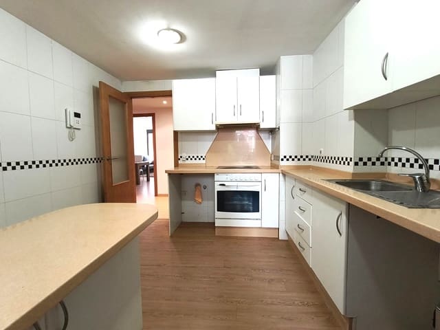 2 makuuhuone Asunto myytävänä paikassa Alcoy / Alcoi mukana 
autotalli - 160 000 € (Ref: 9865748)