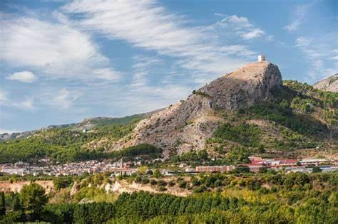Casa de 10 habitaciones en Cocentaina en venta con garaje - 480.000 € (Ref: 9865750)