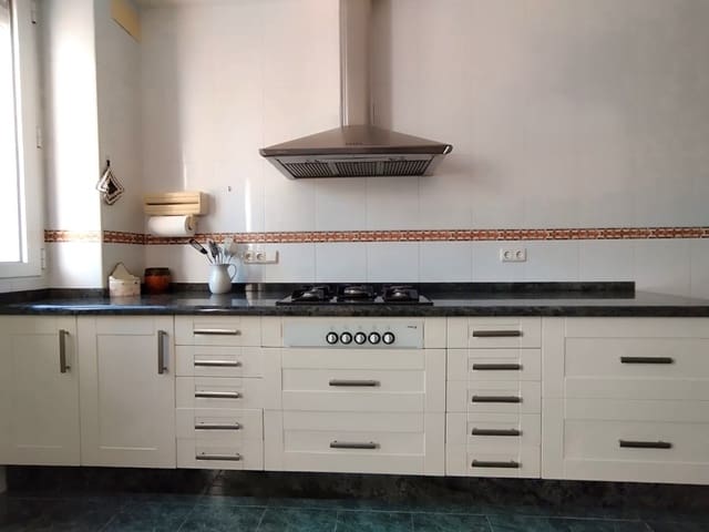 Casa de 10 habitaciones en Cocentaina en venta con garaje - 480.000 € (Ref: 9865750)
