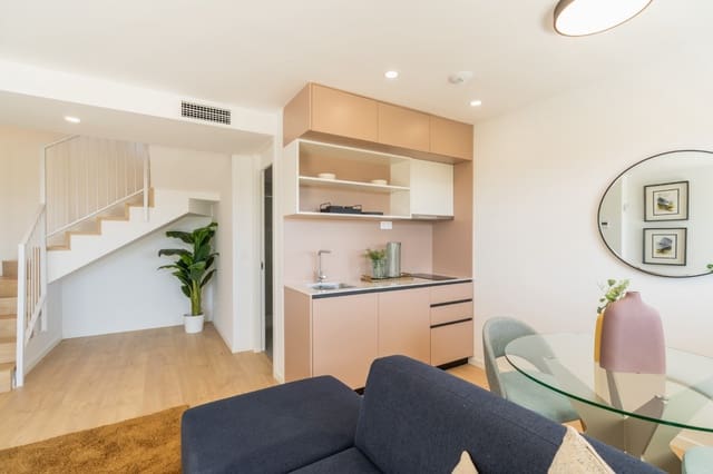 4 slaapkamer Rijtjeshuis te koop in La Nucia met zwembad garage - € 469.000 (Ref: 9865754)