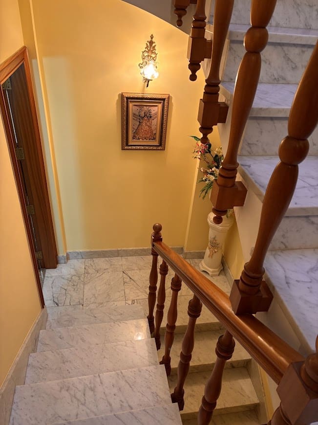 5 bedroom Townhouse for sale in Muro de Alcoy with garage - € 260,000 (Ref: 9865755)