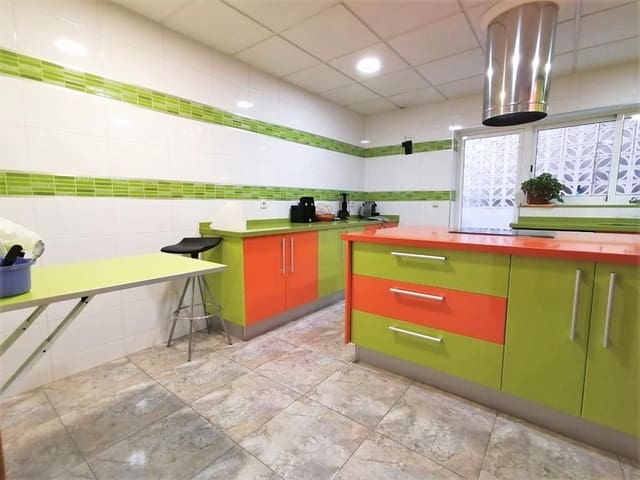 3 makuuhuone Omakotitalo myytävänä paikassa Muro de Alcoy mukana 
autotalli - 140 000 € (Ref: 9865757)