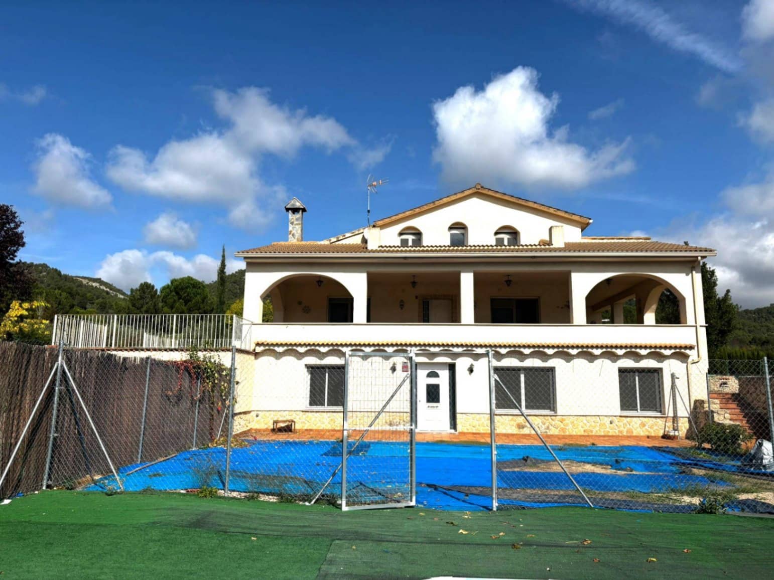 3 bedroom Villa for sale in Alcoy / Alcoi with pool garage - € 320,000 (Ref: 9865763)