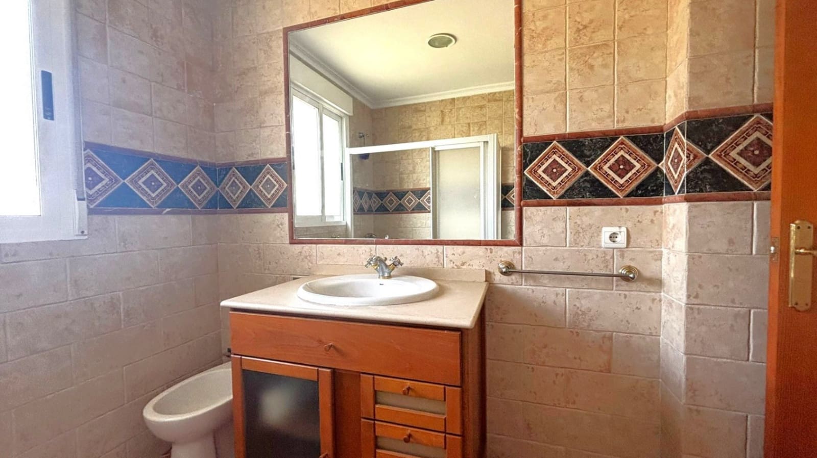 3 bedroom Villa for sale in Alcoy / Alcoi with pool garage - € 320,000 (Ref: 9865763)