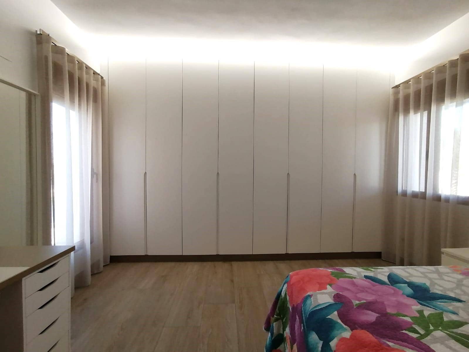4 bedroom Villa for sale in Palomar with pool garage - € 900,000 (Ref: 9865765)
