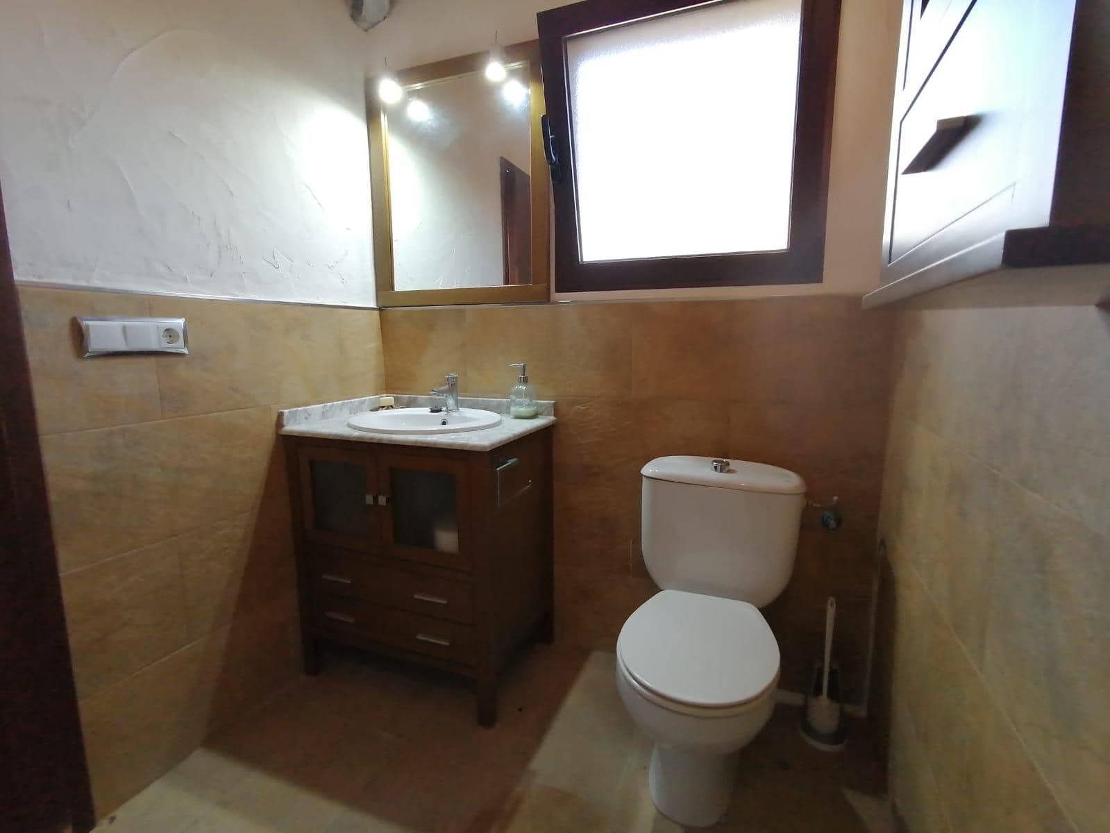 4 bedroom Villa for sale in Palomar with pool garage - € 900,000 (Ref: 9865765)