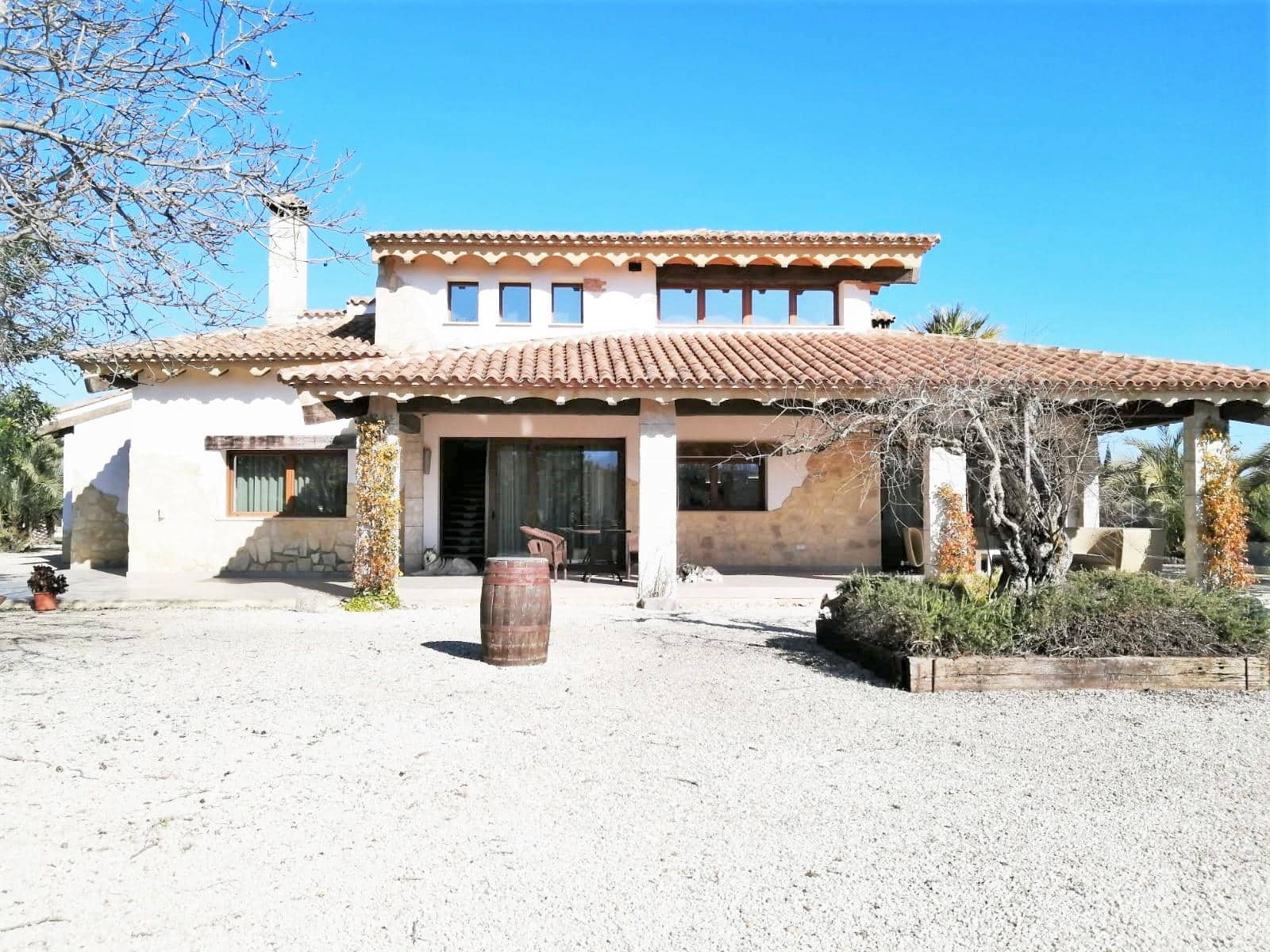 4 bedroom Villa for sale in Palomar with pool garage - € 900,000 (Ref: 9865765)