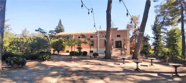 9 sypialnia Willa na sprzedaż w Muro de Alcoy z basenem garażem - 975 000 € (Ref: 9865766)