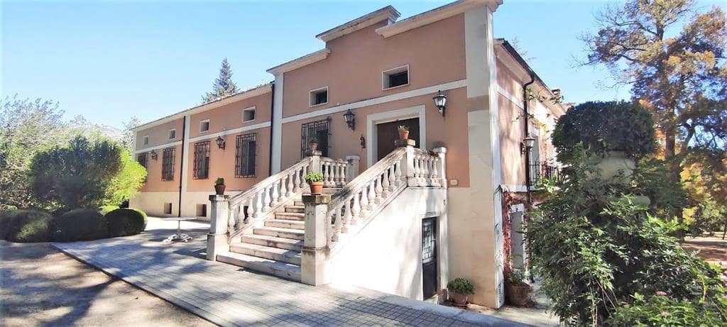 9 bedroom Villa for sale in Muro de Alcoy with pool garage - € 975,000 (Ref: 9865766)