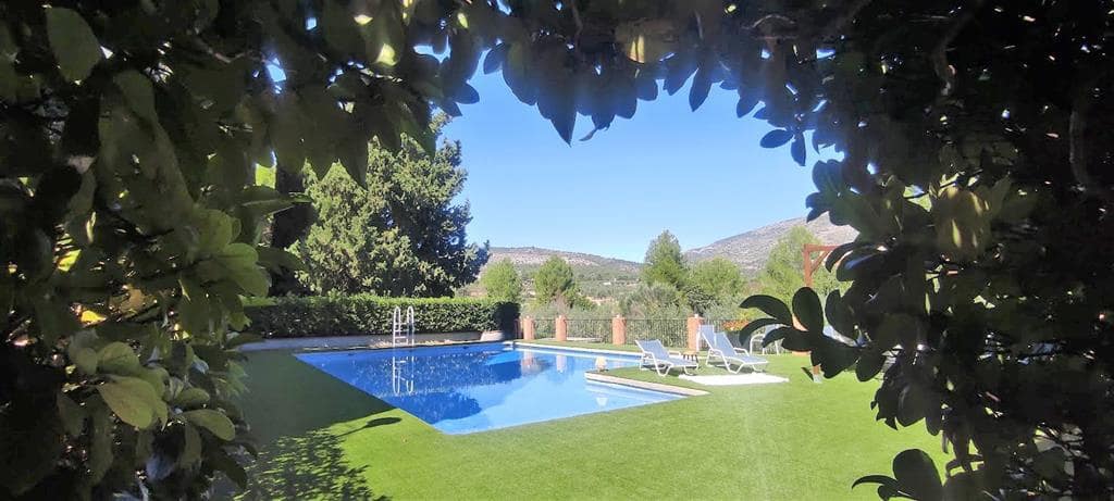 9 bedroom Villa for sale in Muro de Alcoy with pool garage - € 975,000 (Ref: 9865766)